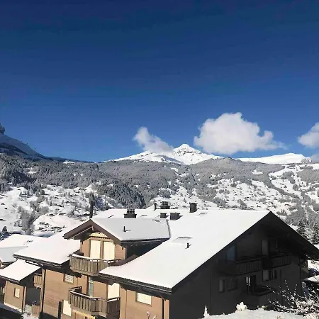 Beautiful 2 In A Location Apartment